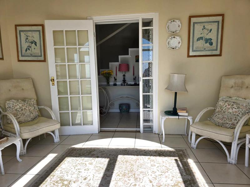 3 Bedroom Property for Sale in Lakeside Western Cape